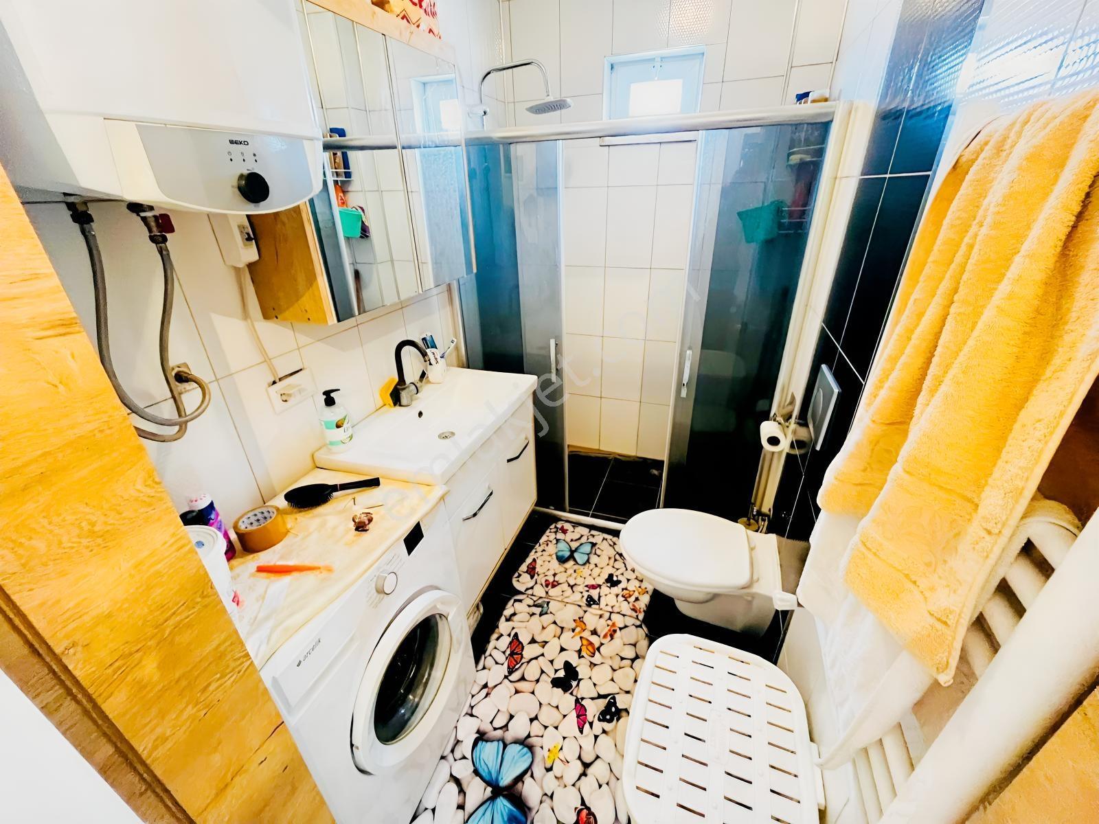Gömeç Yaya Mahallesinde Merkezi Konumda Ara Kat 3+1 Daire — fotoğraf 23