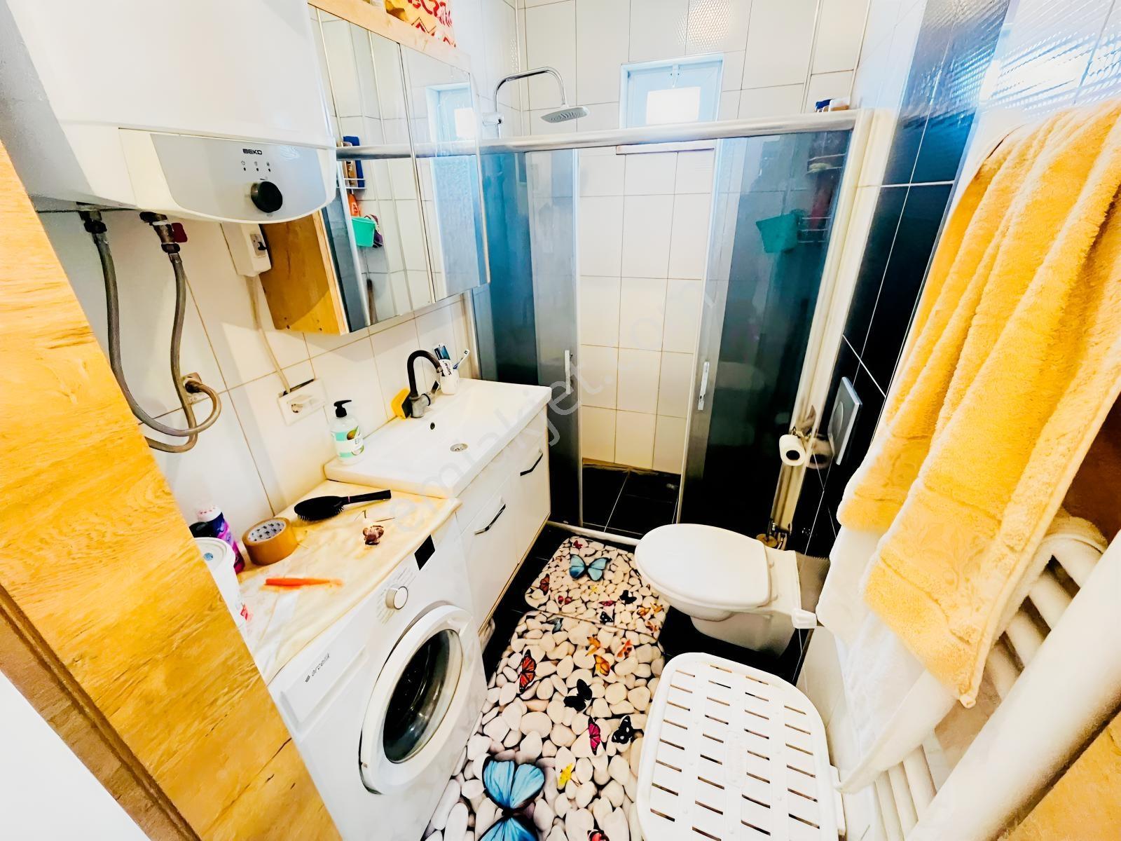 Gömeç Yaya Mahallesinde Merkezi Konumda Ara Kat 3+1 Daire — fotoğraf 24