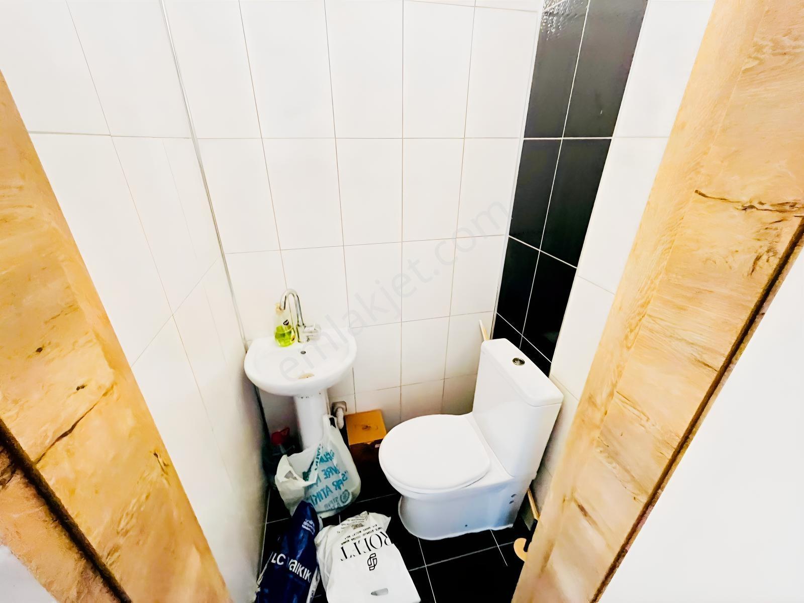Gömeç Yaya Mahallesinde Merkezi Konumda Ara Kat 3+1 Daire — fotoğraf 25
