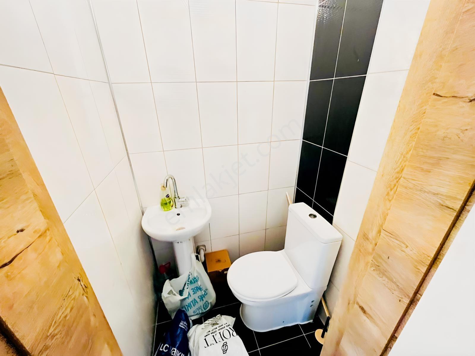 Gömeç Yaya Mahallesinde Merkezi Konumda Ara Kat 3+1 Daire — fotoğraf 26