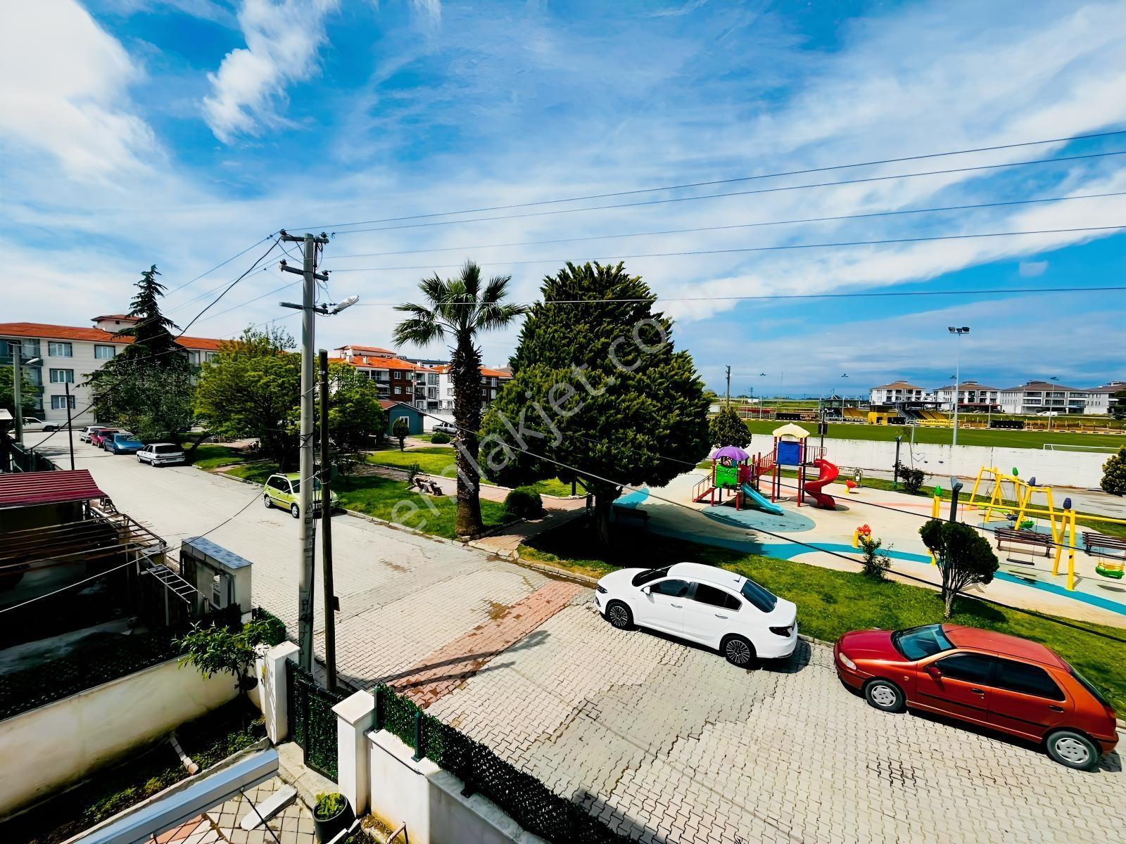 Gömeç Yaya Mahallesinde Merkezi Konumda Ara Kat 3+1 Daire — fotoğraf 33