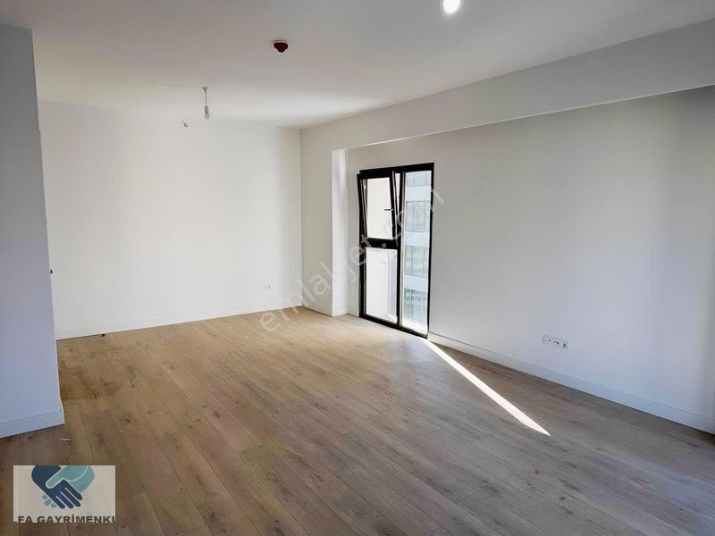 Fikirtepe 3. Etap'ta Manzaralı 3+1 Daire (14. Kat) — fotoğraf 12
