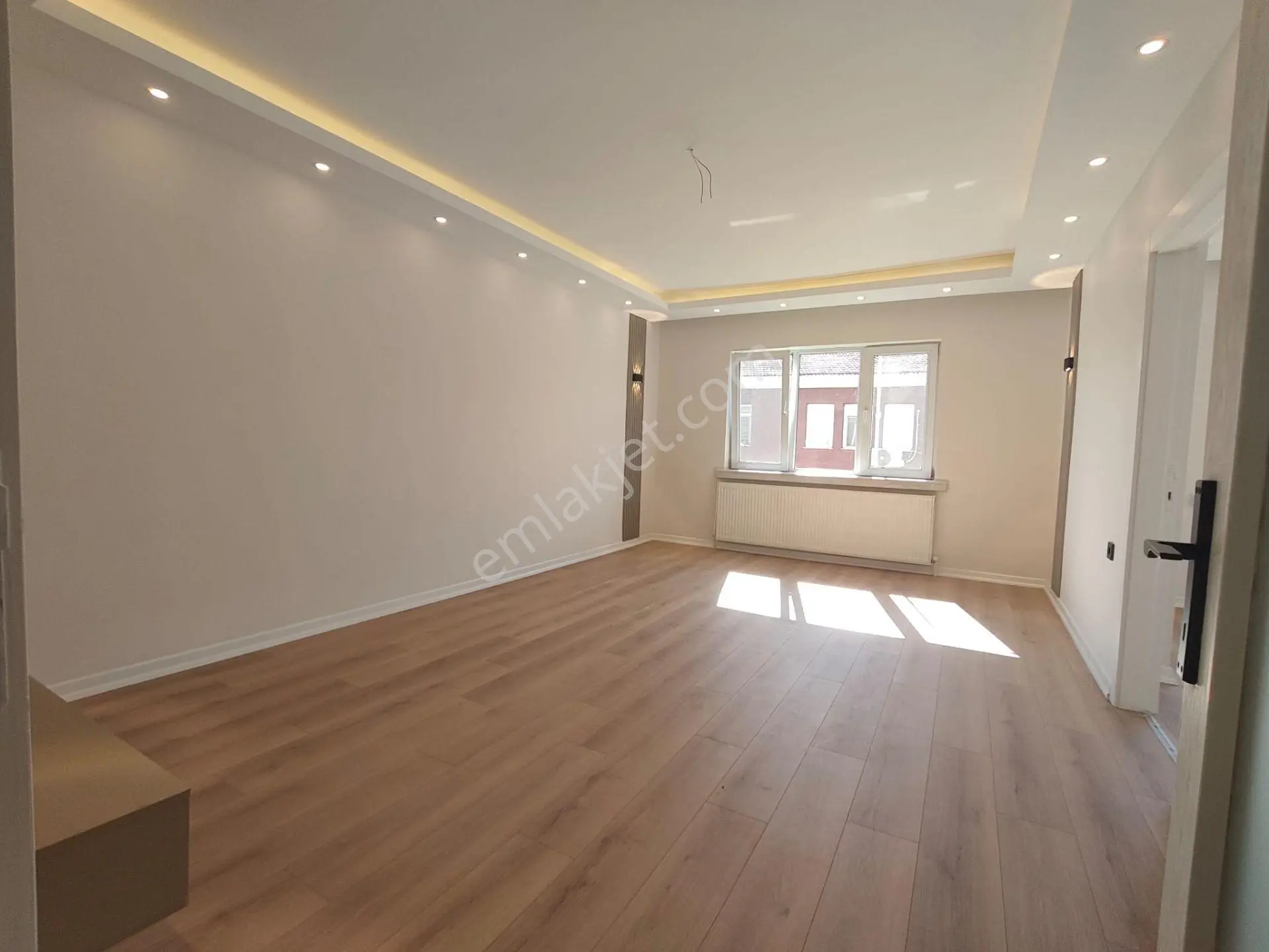 Yılmaz Gayrimenkul Plevene Mh 3+1arakat Lüx Yapılı 3.975pz 130m2 — fotoğraf 2