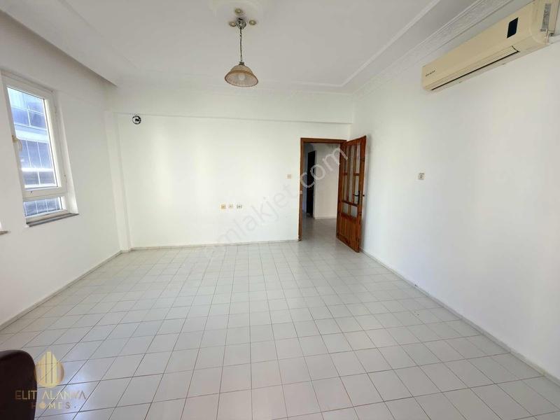 Mahmutlar Barbaros Ana Cadde Üzerinde Satılık 2+1 Daire — fotoğraf 2