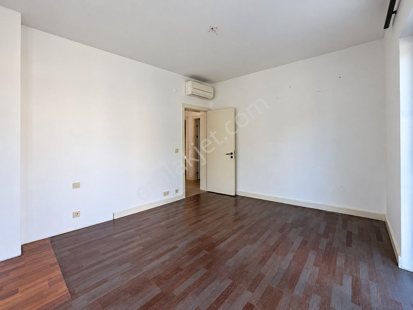 Arnavutköy,neo Gölpark İstanbul'da Satılık Kış Bahçeli 4+1 Villa — fotoğraf 9