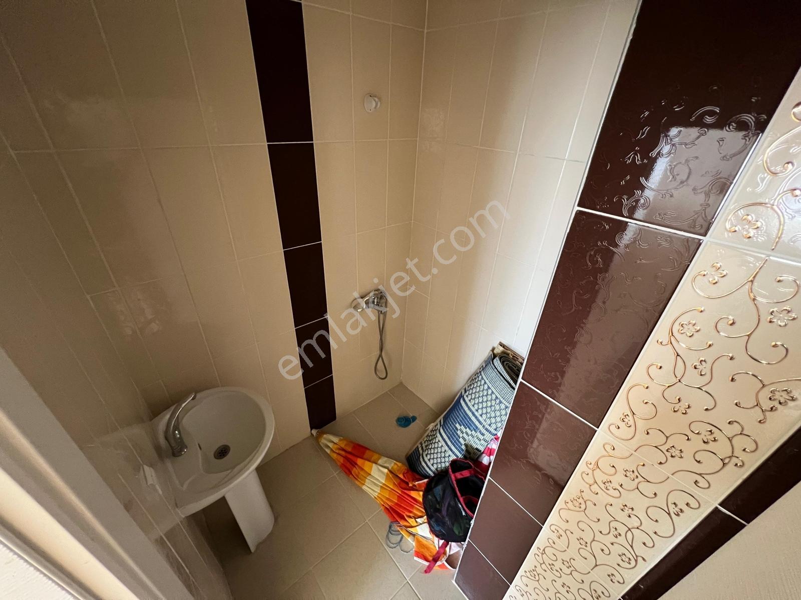 Akçay Doruk'tan Kadıköy'de Ön Cephe Ayrı Mutfaklı 3+1 Daire — fotoğraf 27