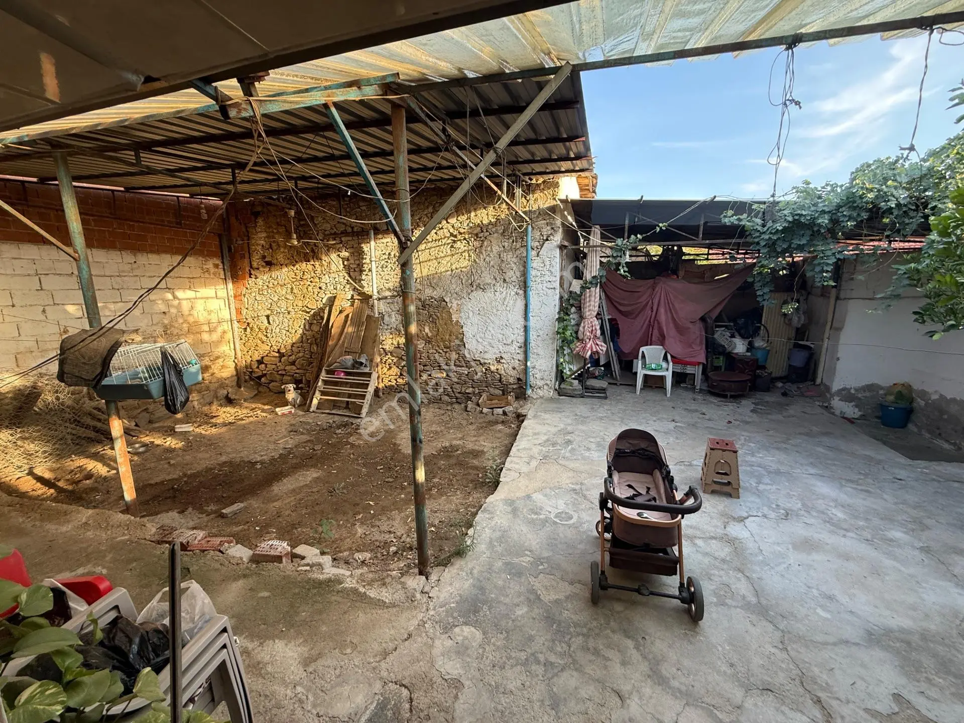 Kuyucak Merkezde Uygun Fiyatlı Geniş Bahçeli Müstakil Ev! — fotoğraf 11