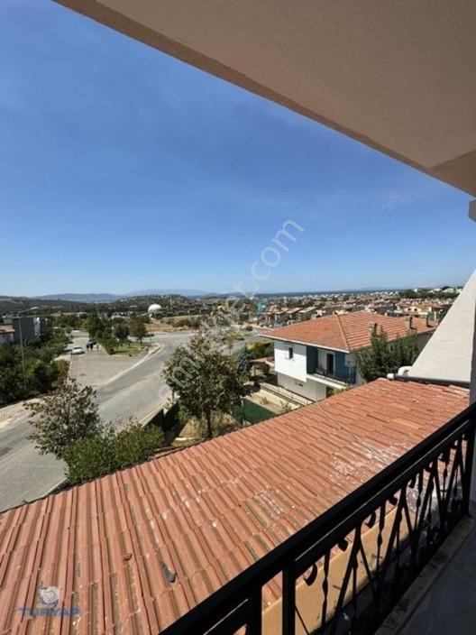 Güzelbahçede Deniz Manzaralı, Bahçeli Satılık Villa — fotoğraf 2