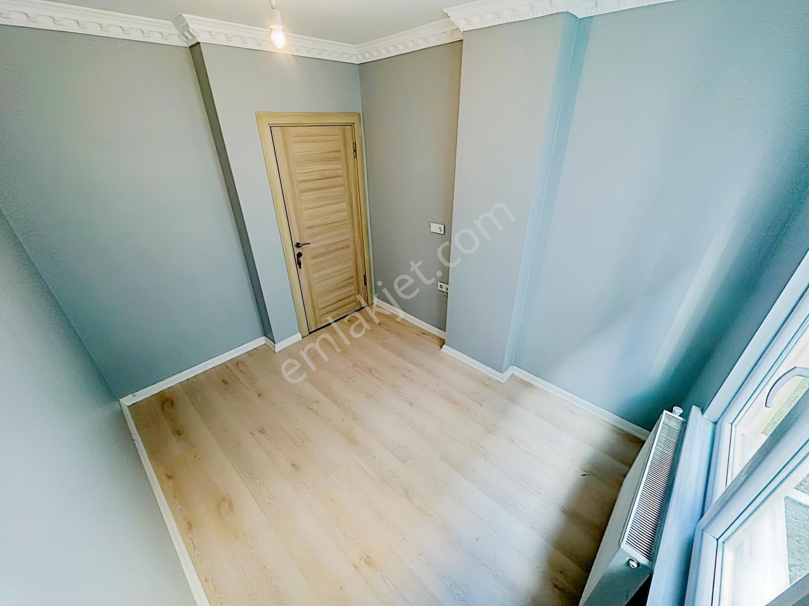 Az-er Yapıdan Merkezi Konumda Ara Kat 2+1 İskanlı Kombili Daire — fotoğraf 8