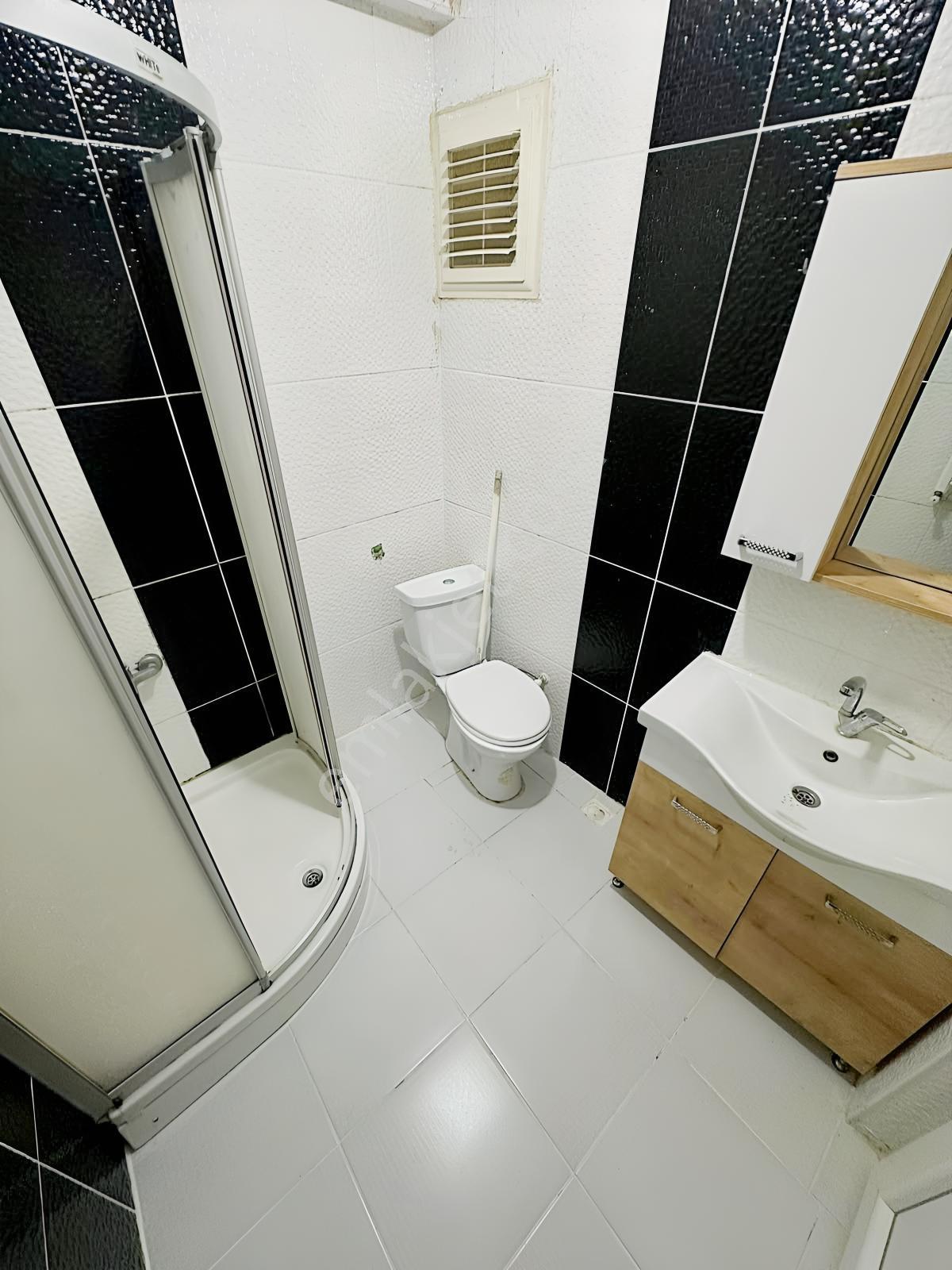 Az-er Yapıdan Merkezi Konumda Ara Kat 2+1 İskanlı Kombili Daire — fotoğraf 19