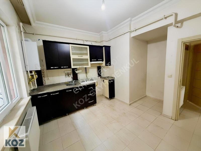 Koz Emlak'tan Hasanbey Caddesine Satılık 2+1 Daire — fotoğraf 5