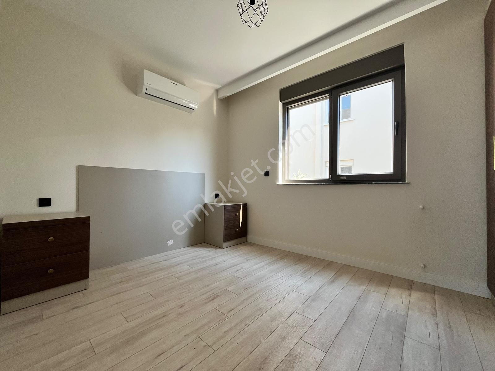 Katta Sıfır Klimalı Mobilyalı Abd Mutfak 90m2 Geniş 2+1 Daire — fotoğraf 2