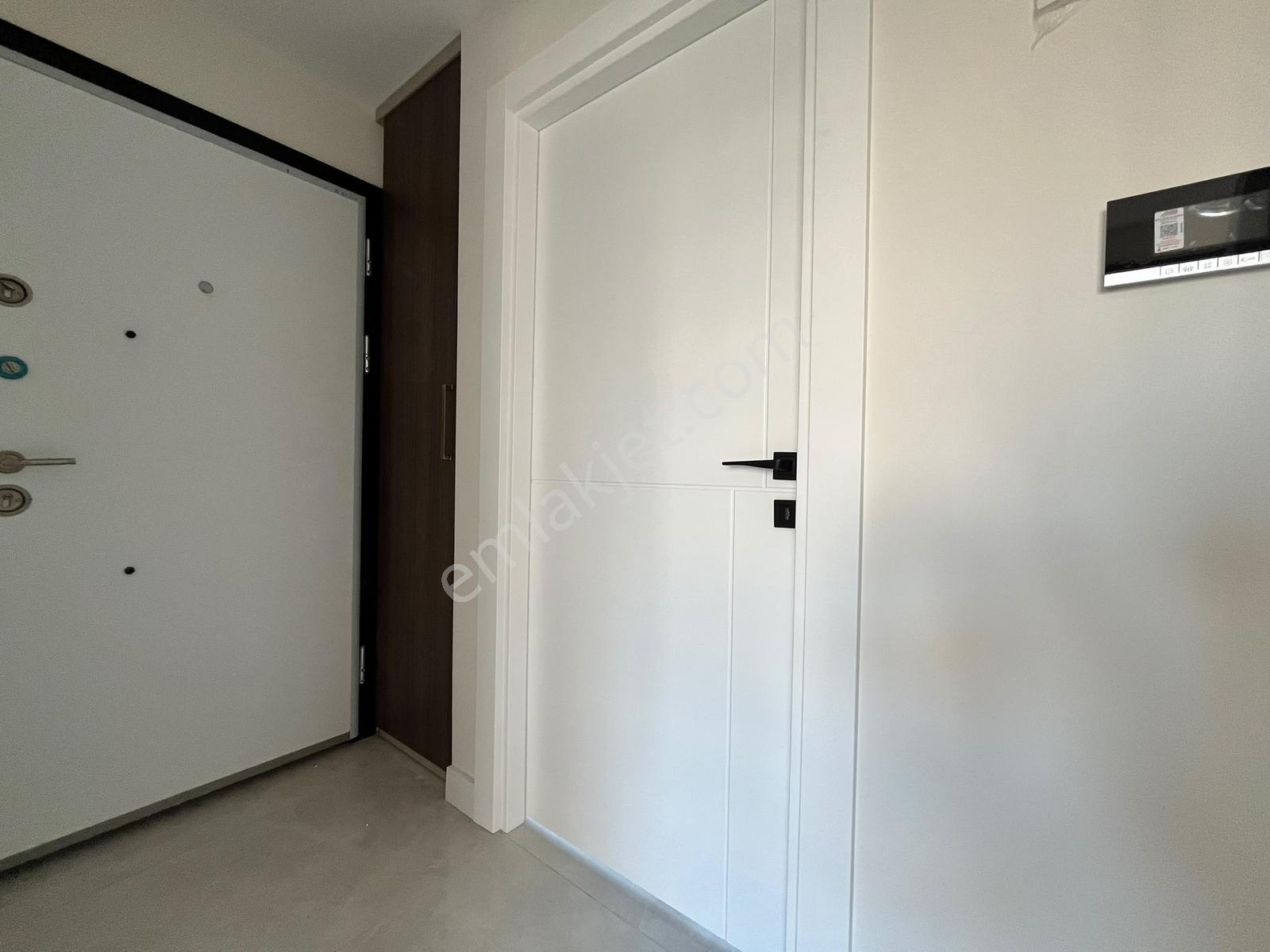 Katta Sıfır Klimalı Mobilyalı Abd Mutfak 90m2 Geniş 2+1 Daire — fotoğraf 6