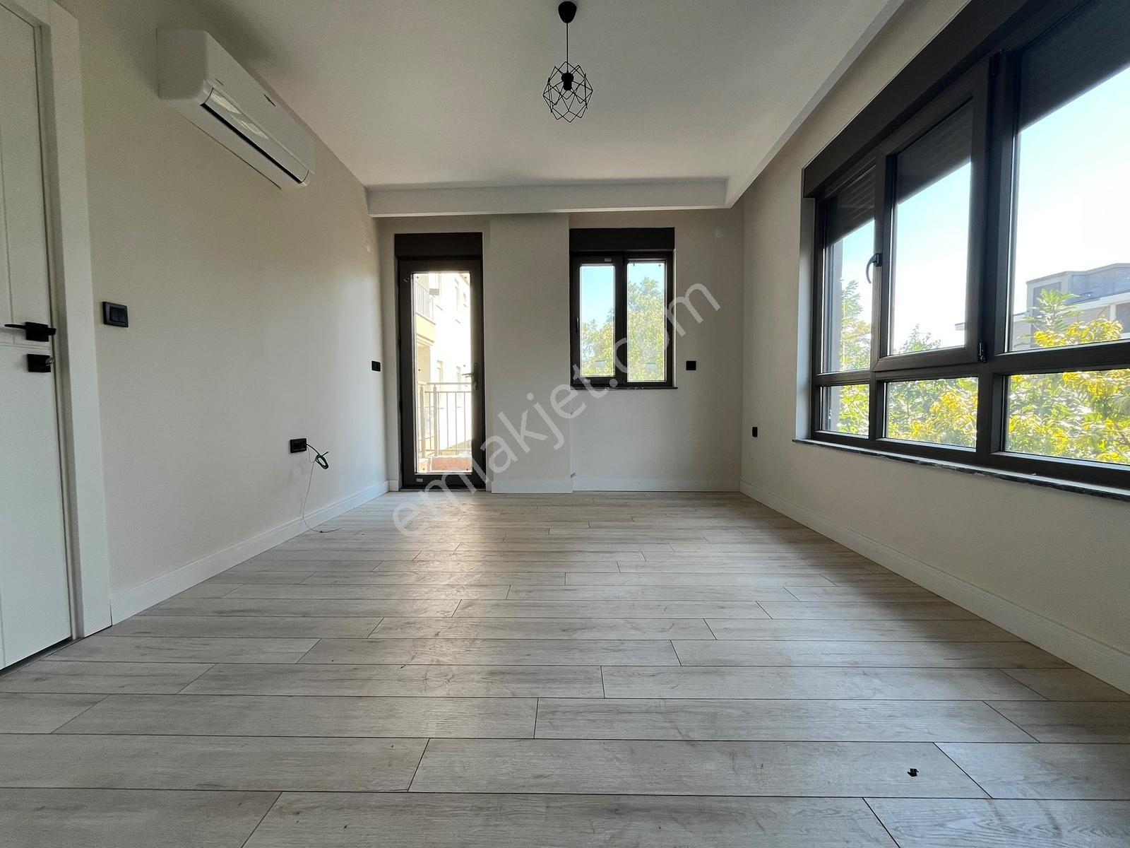Katta Sıfır Klimalı Mobilyalı Abd Mutfak 90m2 Geniş 2+1 Daire — fotoğraf 7