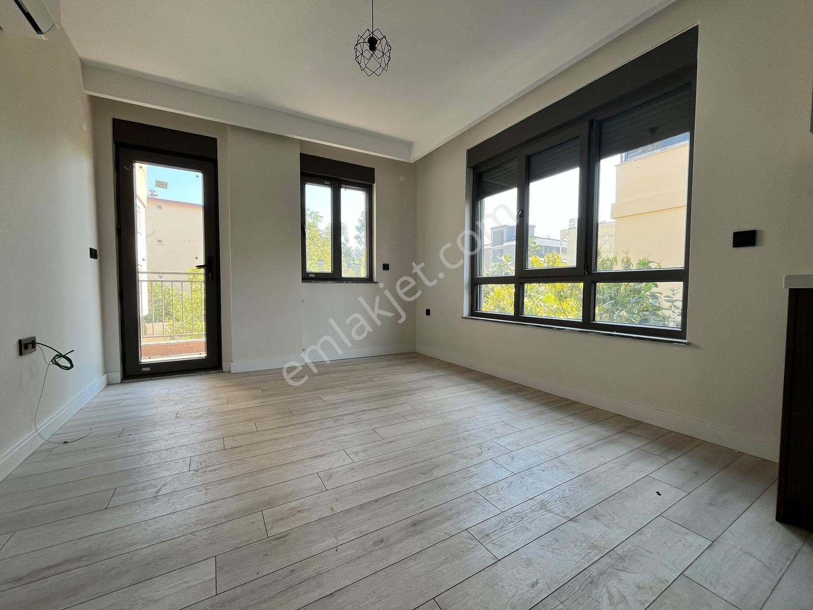 Katta Sıfır Klimalı Mobilyalı Abd Mutfak 90m2 Geniş 2+1 Daire — fotoğraf 8