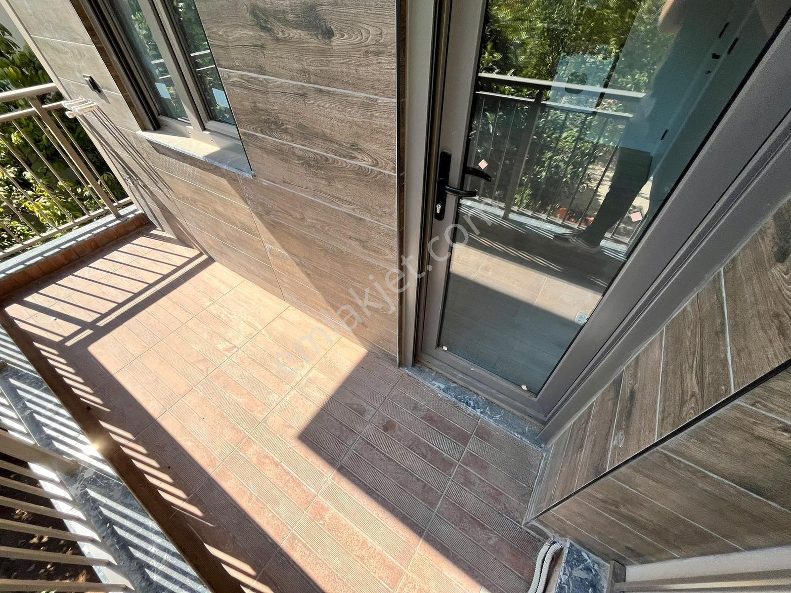 Katta Sıfır Klimalı Mobilyalı Abd Mutfak 90m2 Geniş 2+1 Daire — fotoğraf 9