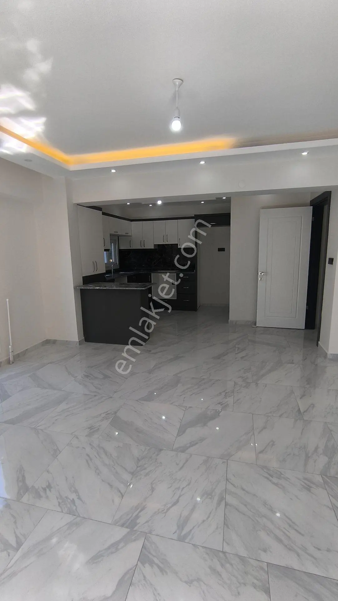 Kuşadası Hacıfeyzullah'ta 2+1 Sıfır Satılık Daire — fotoğraf 4