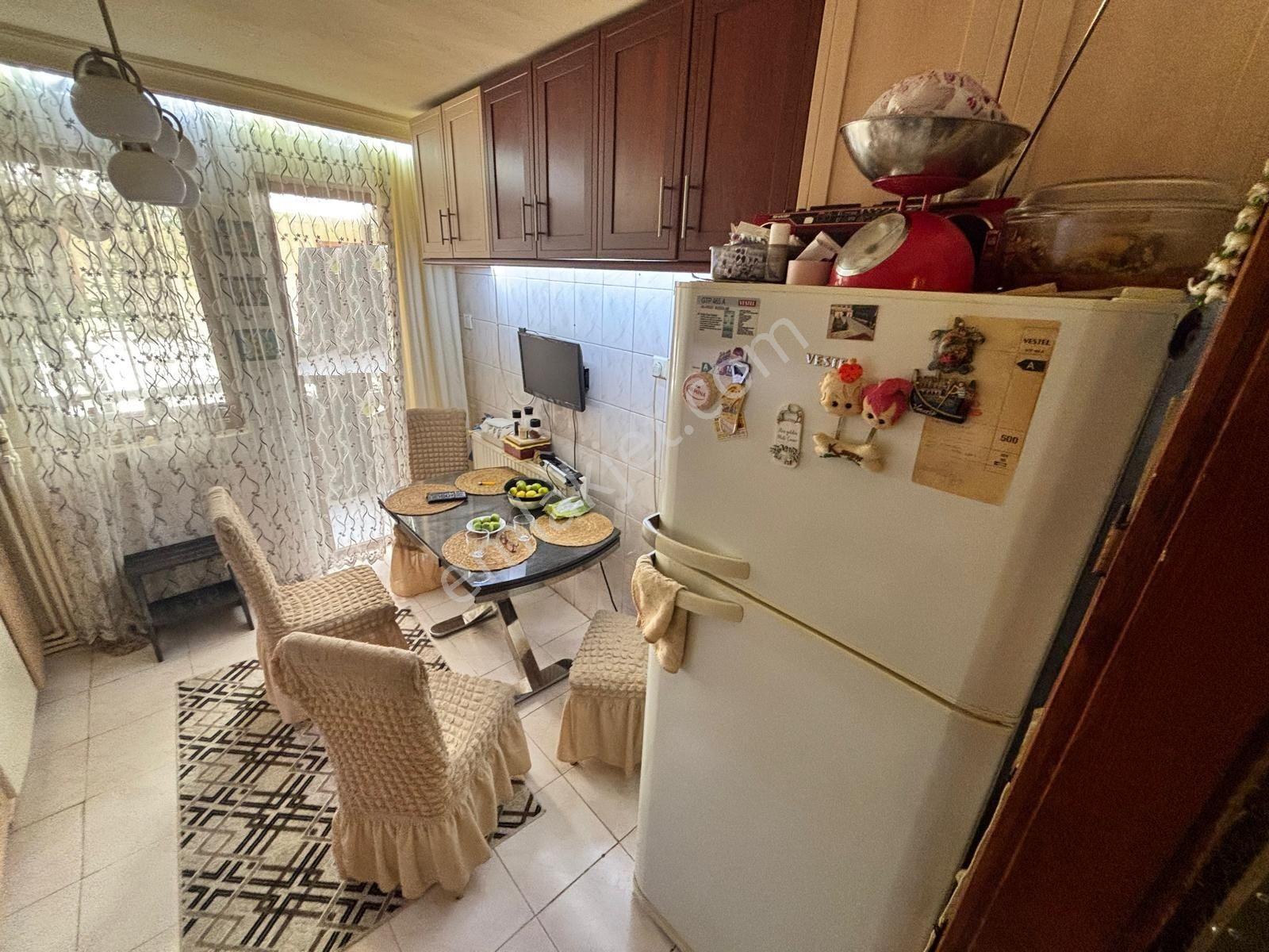 İlk-ev'den Merkezi Konumda Balkonlu Düz Giriş Alt Yalıtımı Yapılmış Ön Cephe 2+1 Kombili — fotoğraf 2