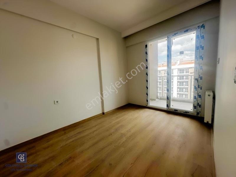 Katip Çelebi Ünv. 1+1 Satılık Daire — fotoğraf 8