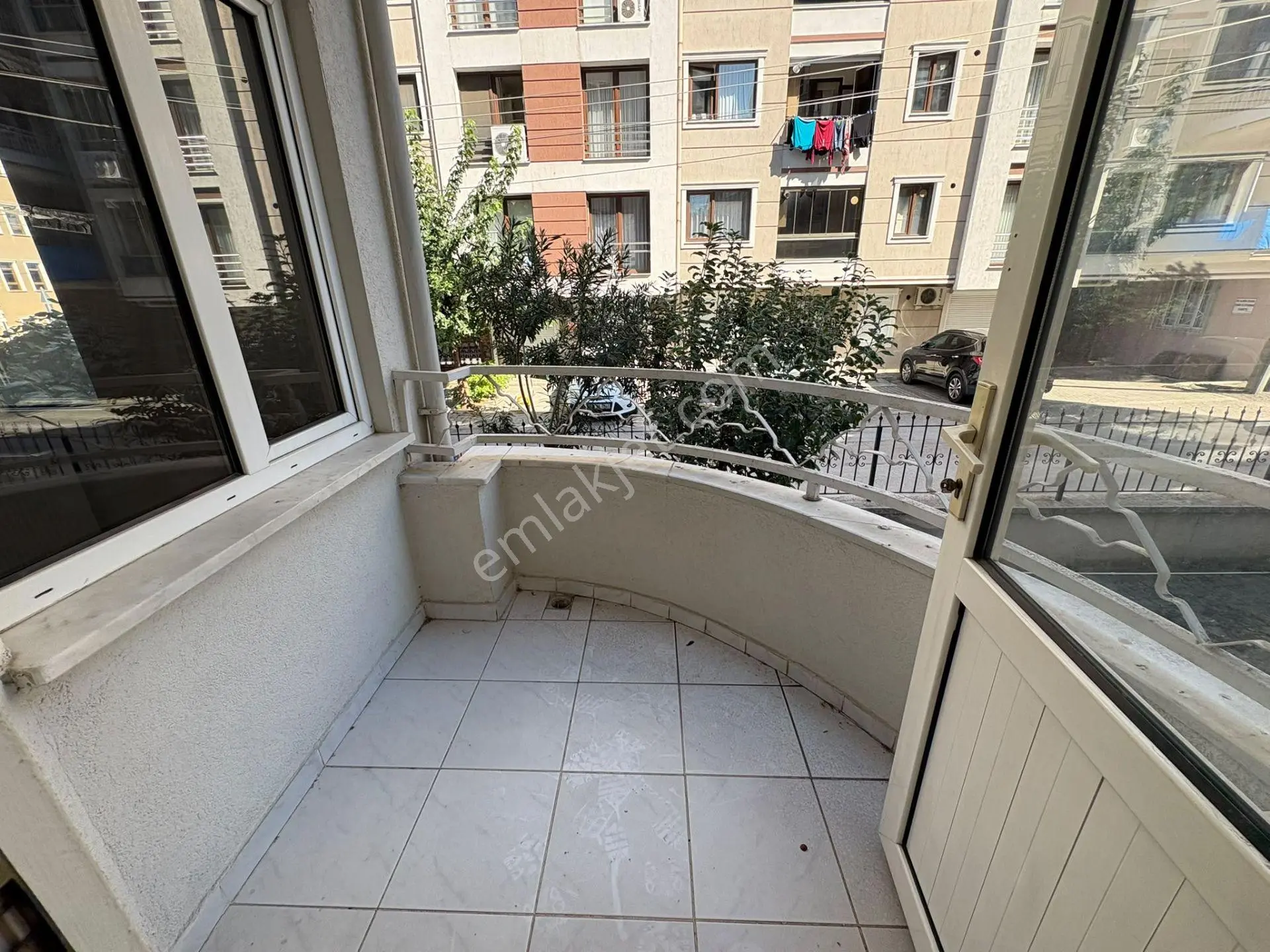 Lider Gruptan Hüdavendigarda Site İçinde Asansörlü Otoparklı 3+1 Daire — fotoğraf 3