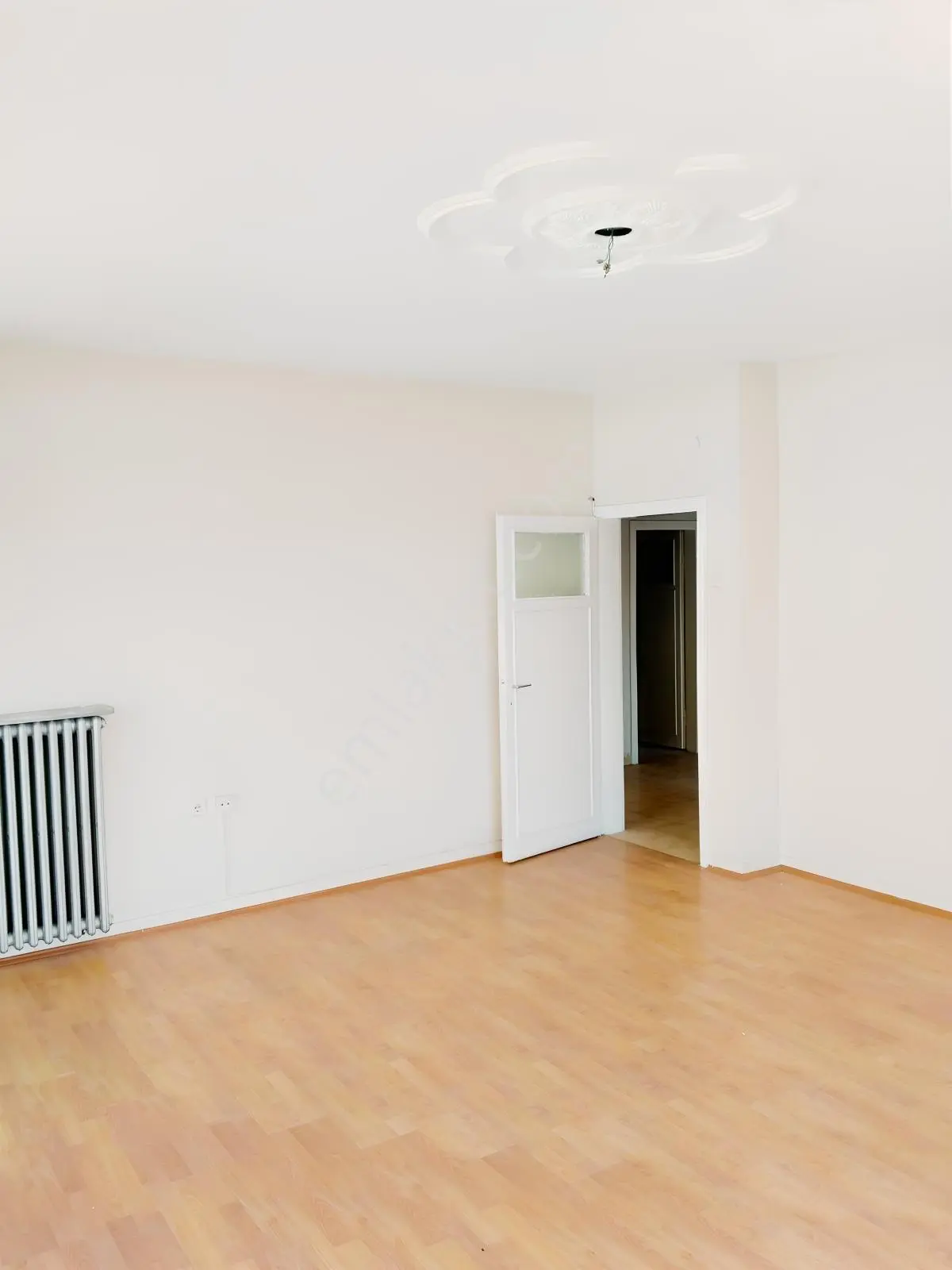 Aydınlıkevler'de 110m2 3+1 Satılık Daire — fotoğraf 3