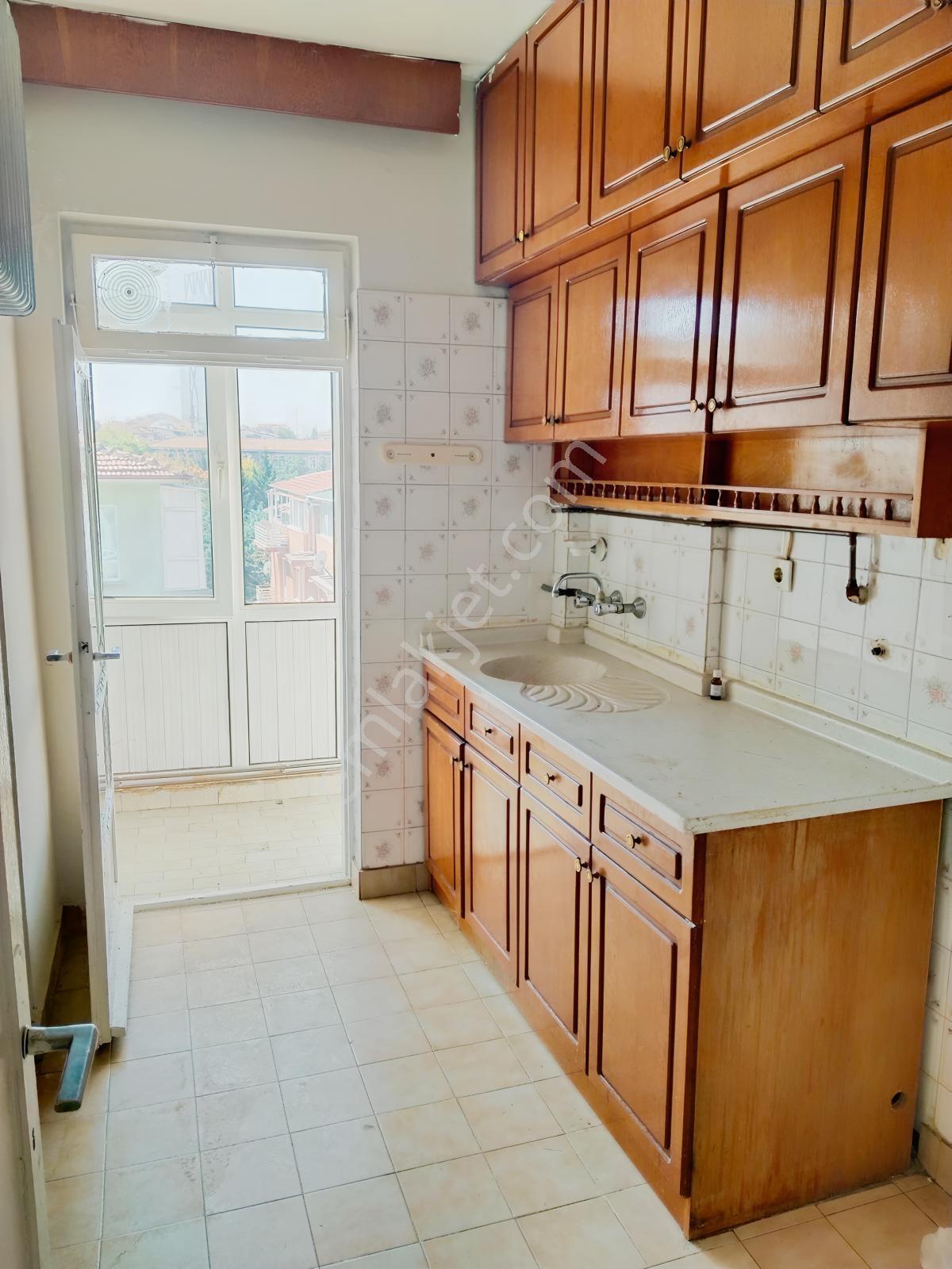 Aydınlıkevler'de 110m2 3+1 Satılık Daire — fotoğraf 6