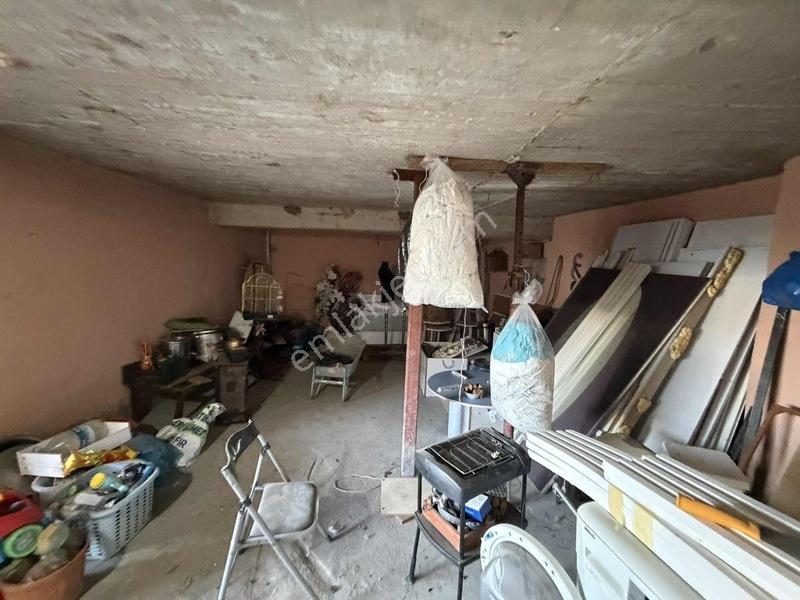 Bayındır Buruncu Köyünde Eşyalı Satılık Köy Evi — fotoğraf 3