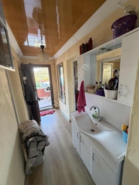 Bayındır Buruncu Köyünde Eşyalı Satılık Köy Evi — fotoğraf 20