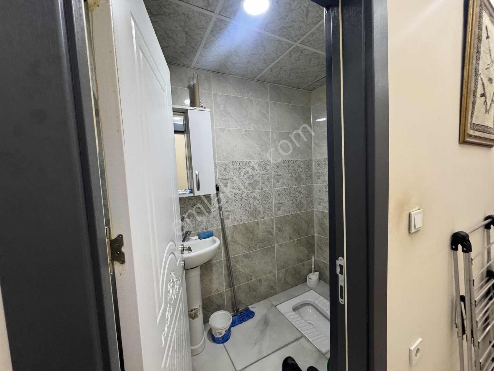 Terzioğlu Caddesinde Satılık 2+1 | Ara Kat | Açık Cephe — fotoğraf 21