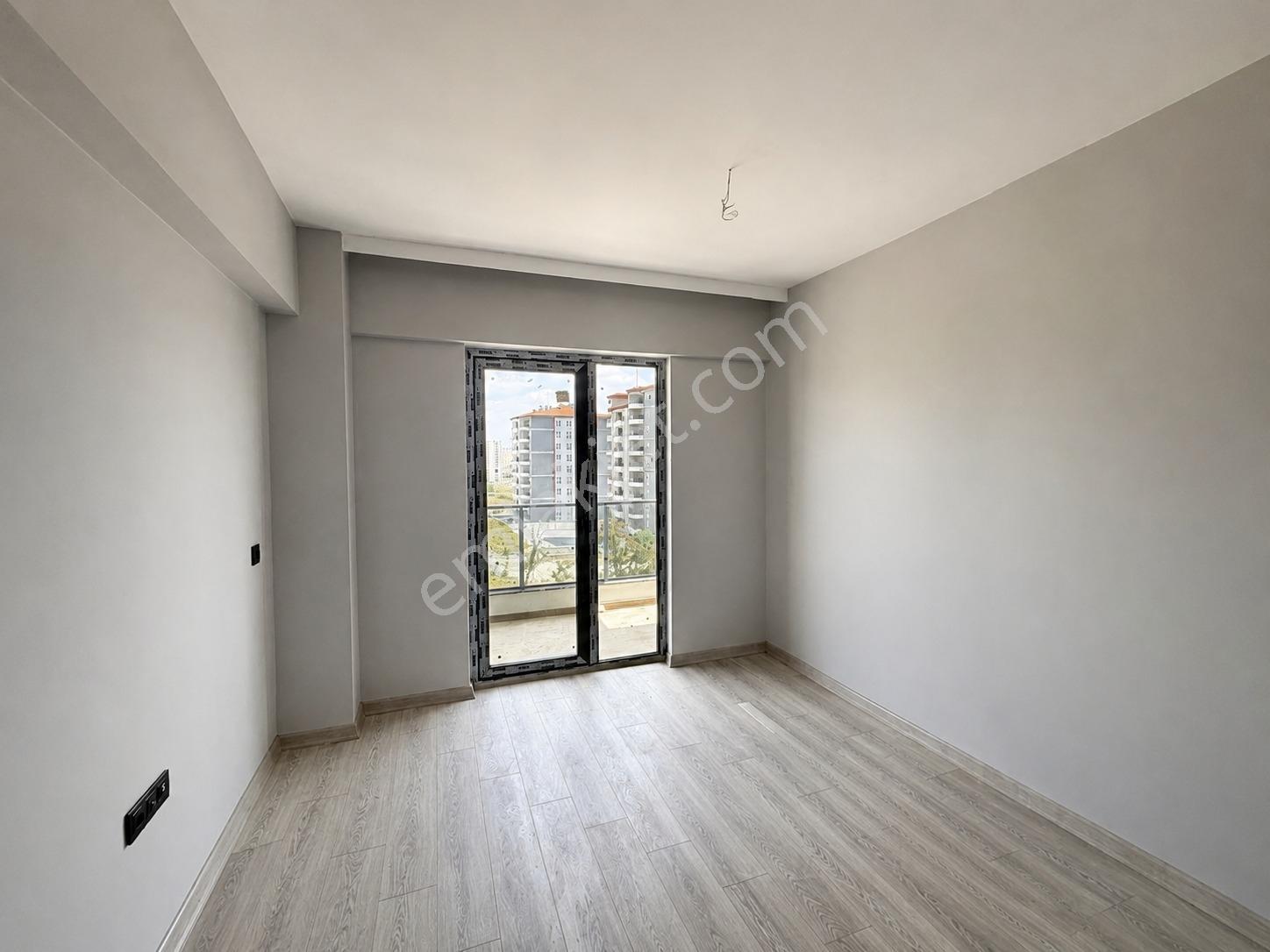 Emlakmülk'ten 2+1 Daire Ev Arayışınız Burada Bitiyor! — fotoğraf 24