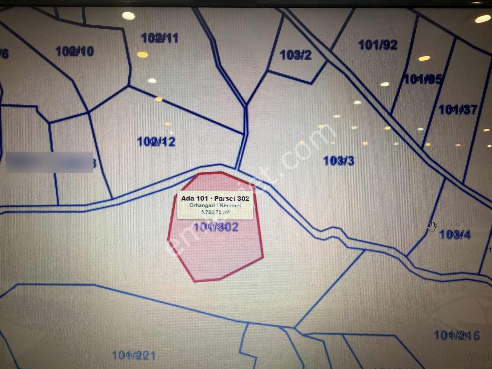 Satılık 5.786 Metrekare Arazi — fotoğraf 2
