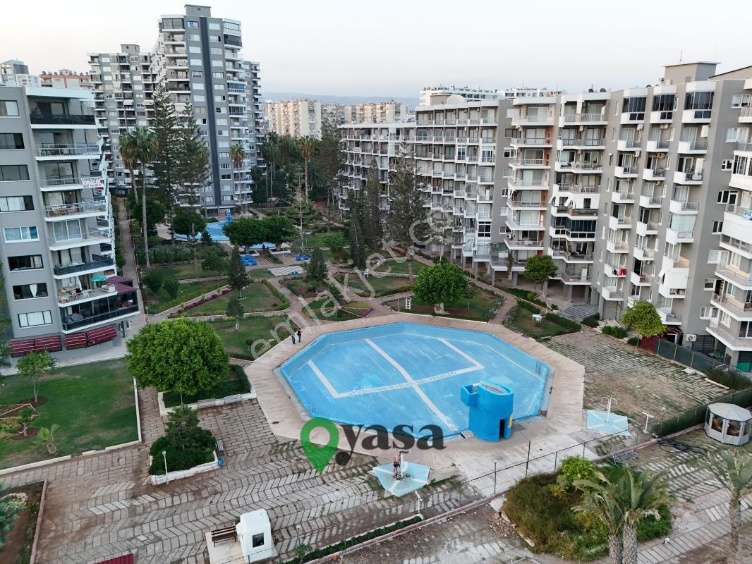 Yaşa Gyd - Mezitli Soli Sitesinde Denize Sıfır Geniş 3+1 Daire — fotoğraf 2