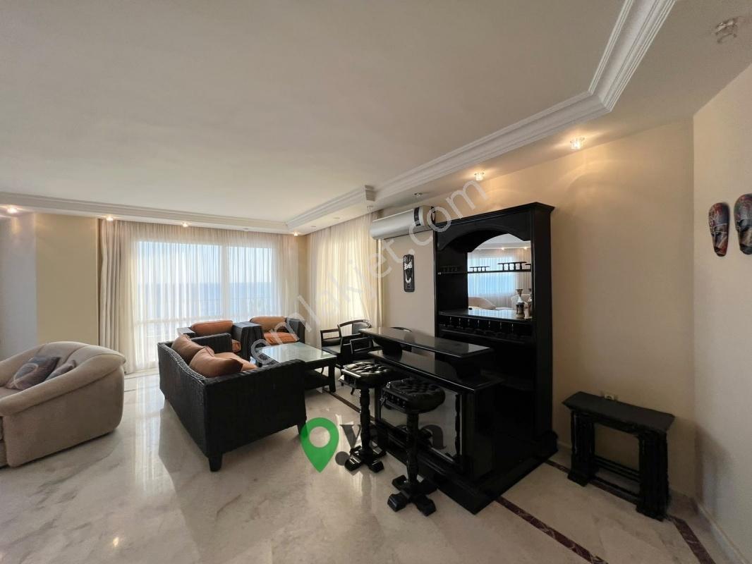 Yaşa Gyd - Mezitli Soli Sitesinde Denize Sıfır Geniş 3+1 Daire — fotoğraf 9