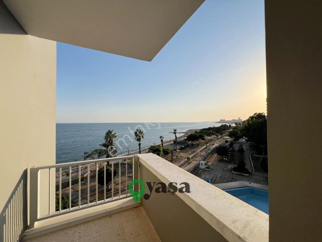 Yaşa Gyd - Mezitli Soli Sitesinde Denize Sıfır Geniş 3+1 Daire — fotoğraf 21