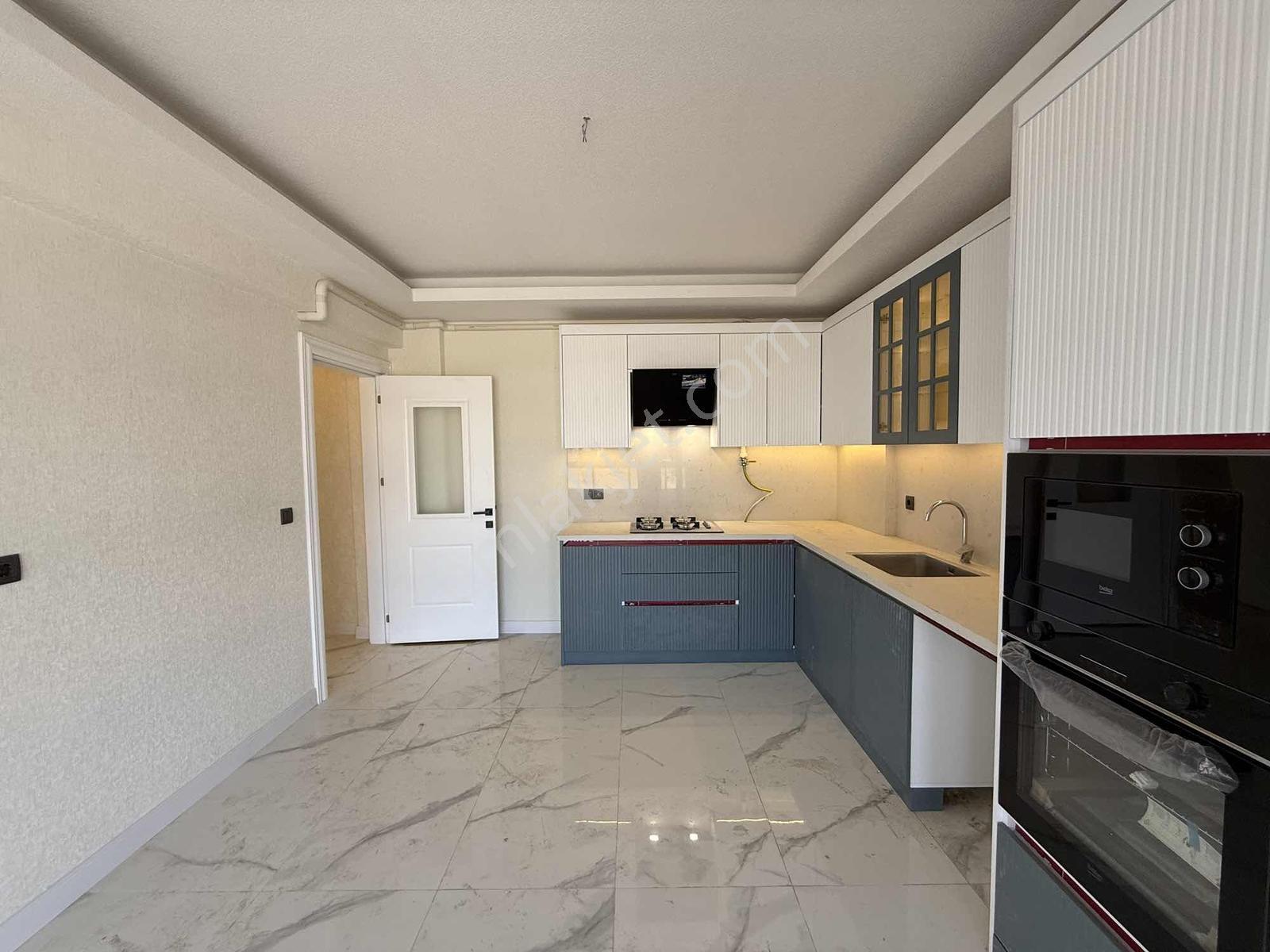 Uygan'dan Torbalı Mah. 160m² 3+1 Havuzlu Site Gözde Konum — fotoğraf 4