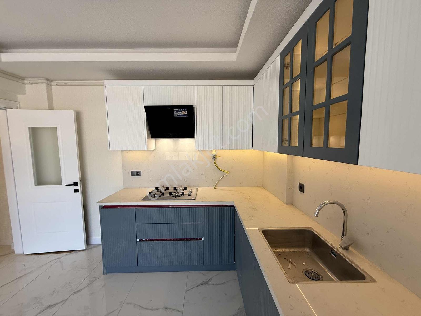Uygan'dan Torbalı Mah. 160m² 3+1 Havuzlu Site Gözde Konum — fotoğraf 5