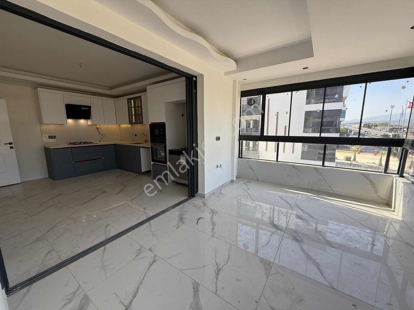 Uygan'dan Torbalı Mah. 160m² 3+1 Havuzlu Site Gözde Konum — fotoğraf 7