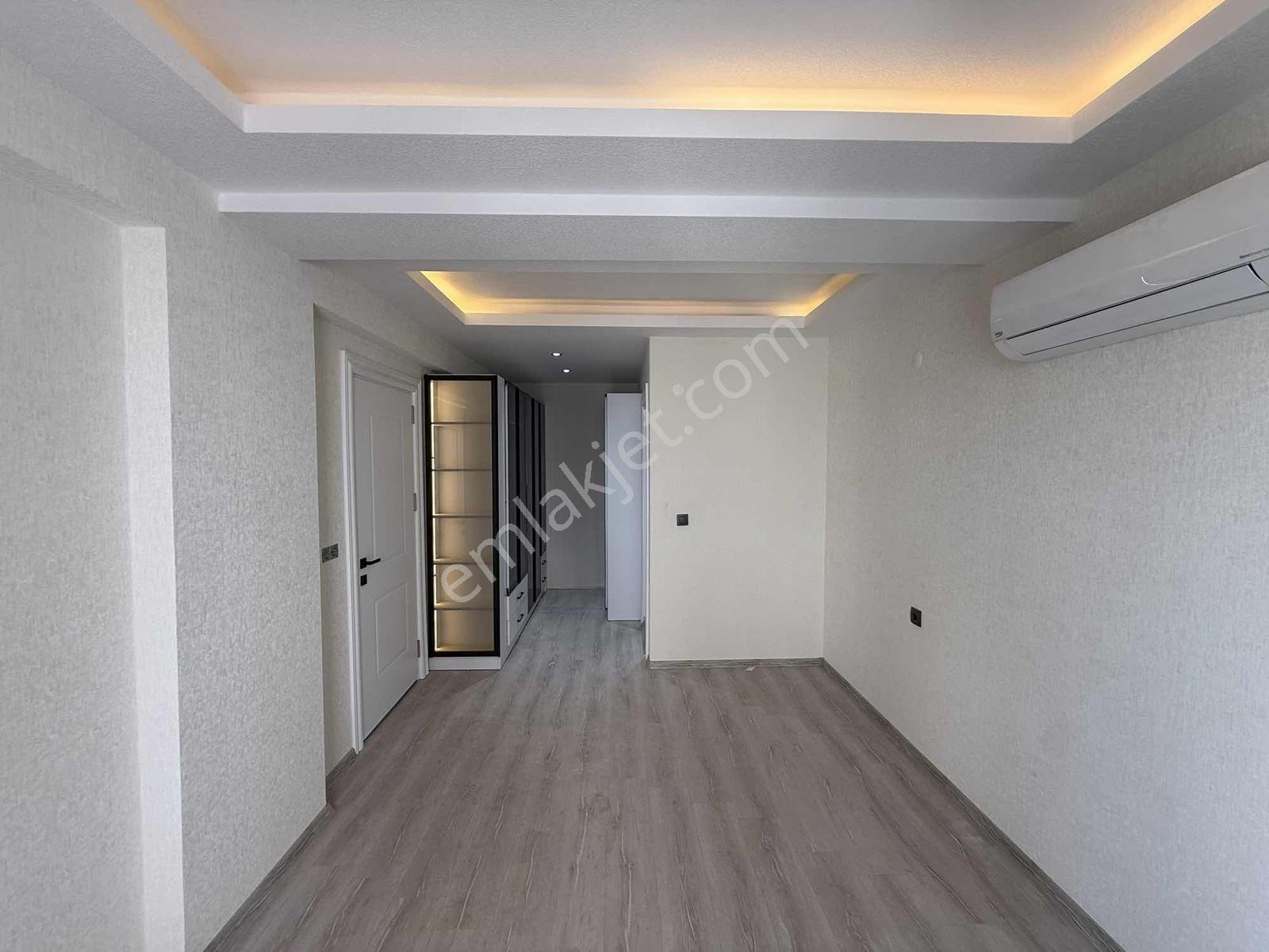 Uygan'dan Torbalı Mah. 160m² 3+1 Havuzlu Site Gözde Konum — fotoğraf 14