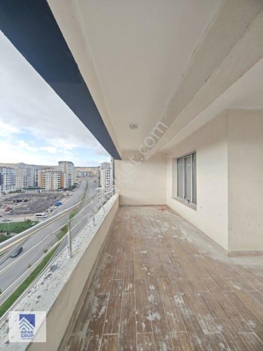 Apak//osmangazi Mah.prestijli 4+1 Sıfır Dev Balkon Köşe Daire — fotoğraf 4