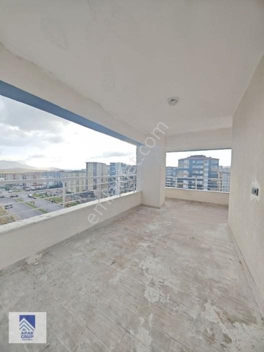 Apak//osmangazi Mah.prestijli 4+1 Sıfır Dev Balkon Köşe Daire — fotoğraf 5
