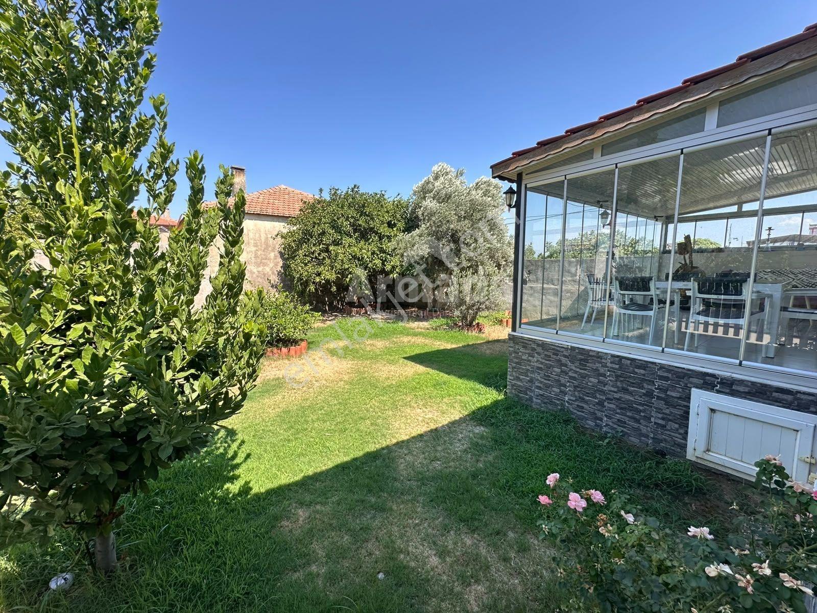 Söke Güllübahçede Full Tadilatlı, Bahçeli 2+1 Satılık Ev — fotoğraf 6