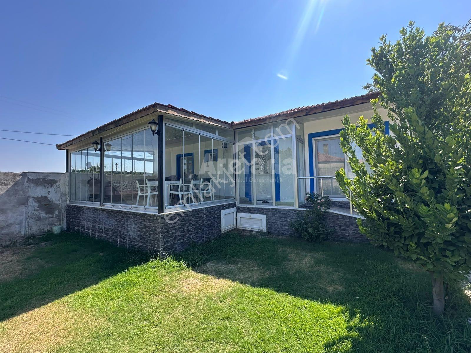 Söke Güllübahçede Full Tadilatlı, Bahçeli 2+1 Satılık Ev — fotoğraf 9