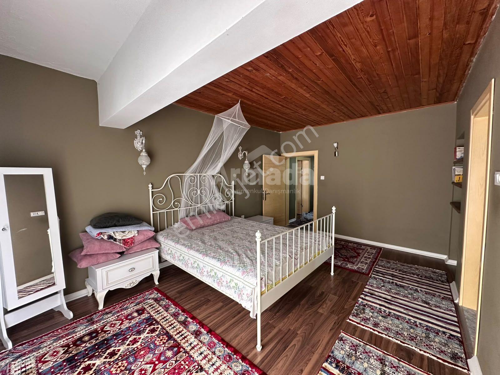 Söke Güllübahçede Full Tadilatlı, Bahçeli 2+1 Satılık Ev — fotoğraf 12