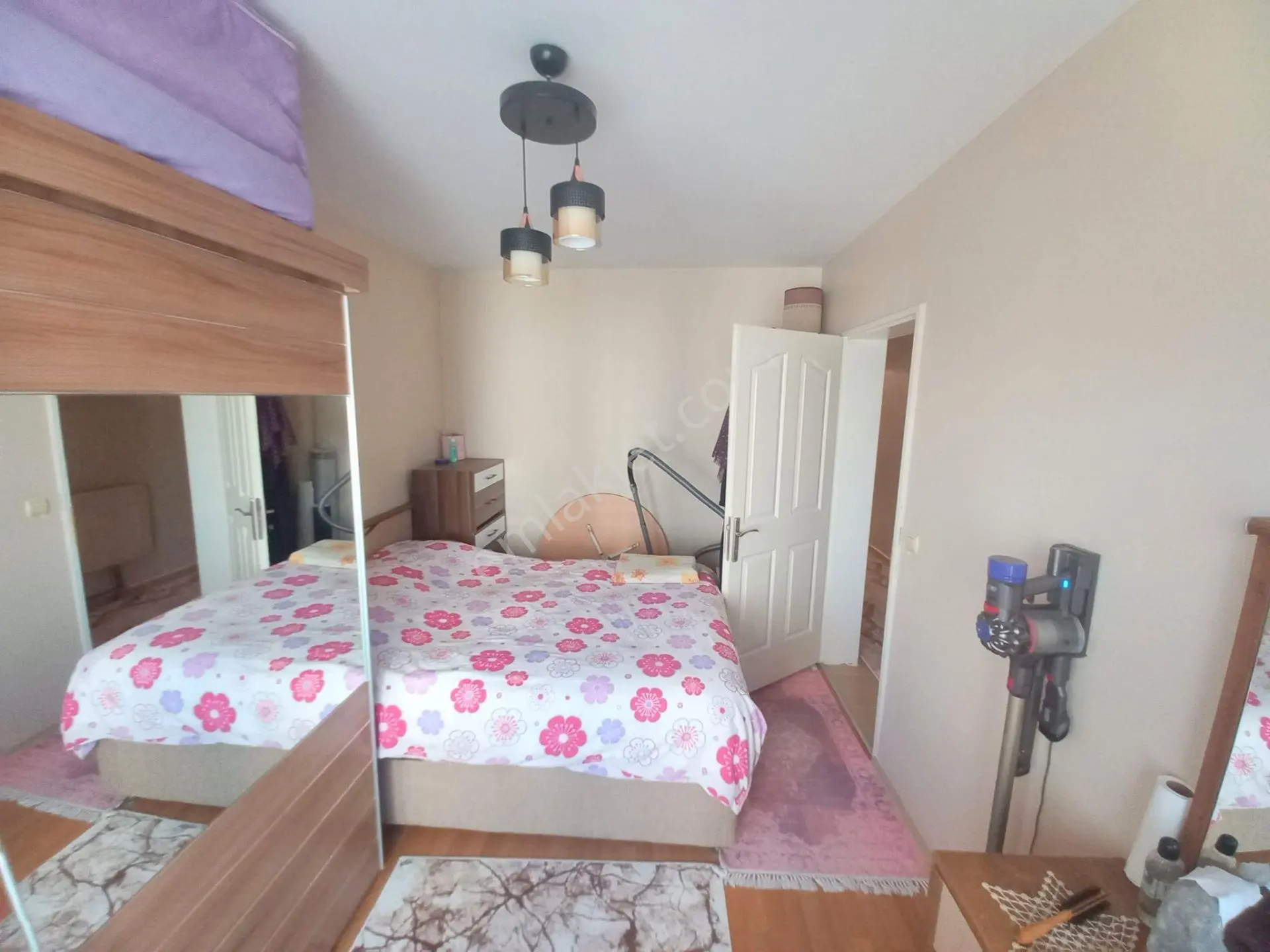 Mertcan'dan Velibaba Mah. İskanlı Kapalı Balkonlu Ara Kat 2+1 — fotoğraf 9
