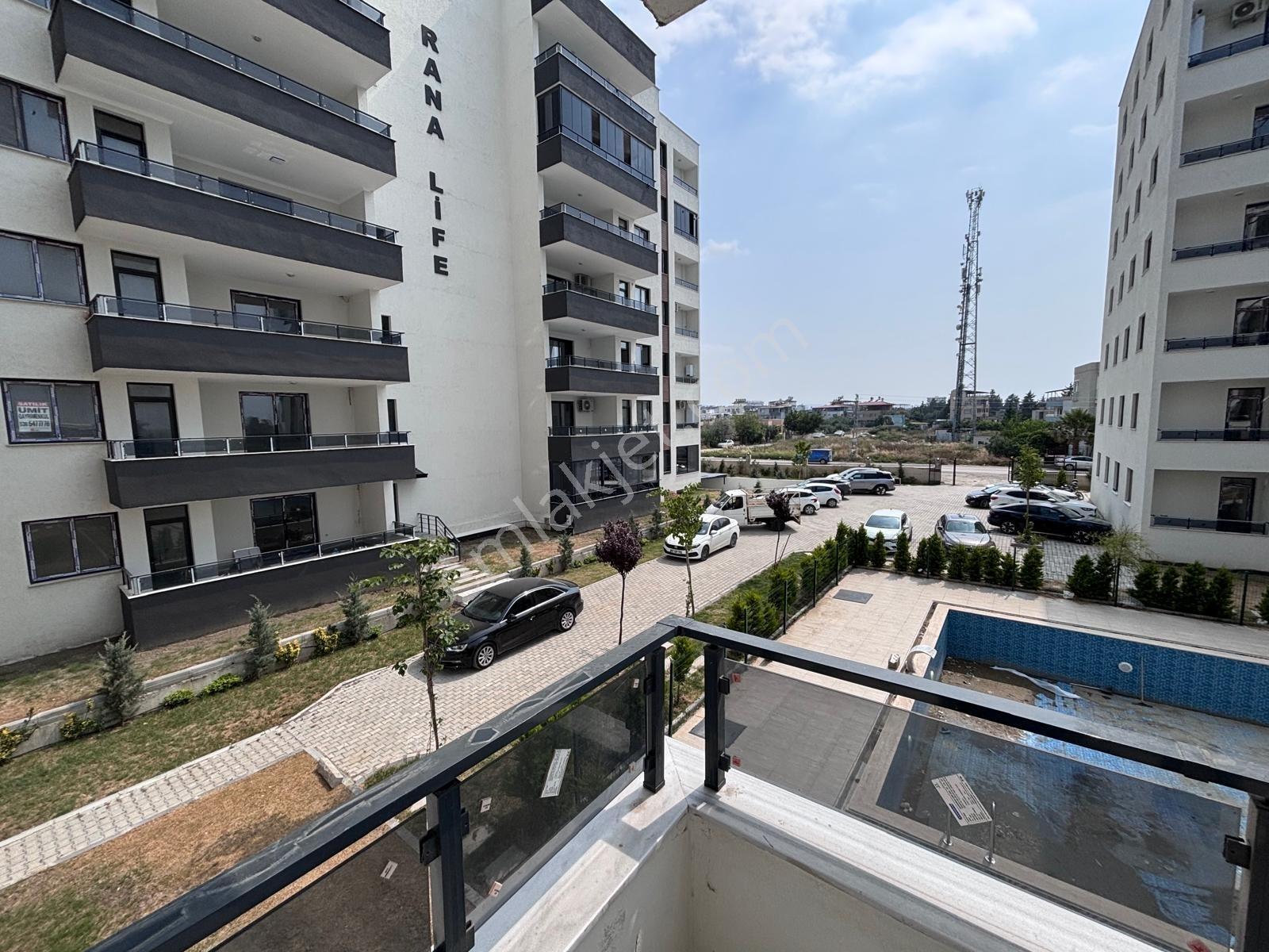 A Gayrimenkul'Den Karaağaçta Havuzlu Sitede Manzaralı 3+1 Daire
