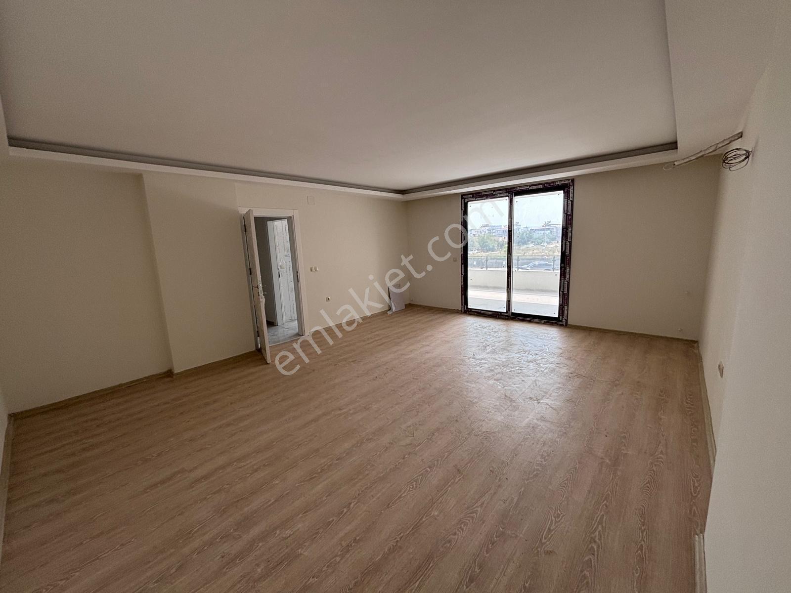 A Gayrimenkul'den Karaağaçta Havuzlu Sitede Manzaralı 3+1 Daire — fotoğraf 11
