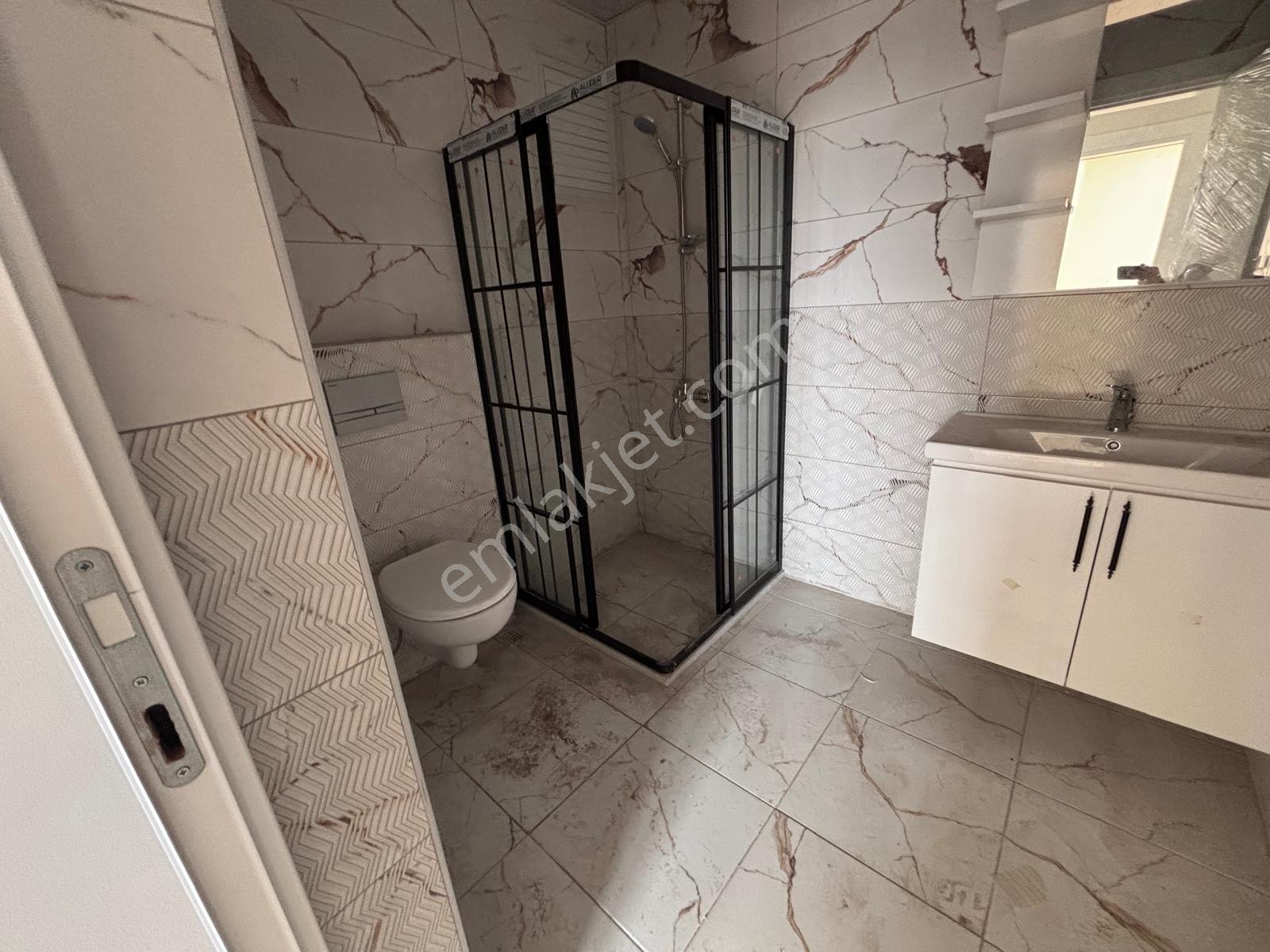 A Gayrimenkul'den Karaağaçta Havuzlu Sitede Manzaralı 3+1 Daire — fotoğraf 24