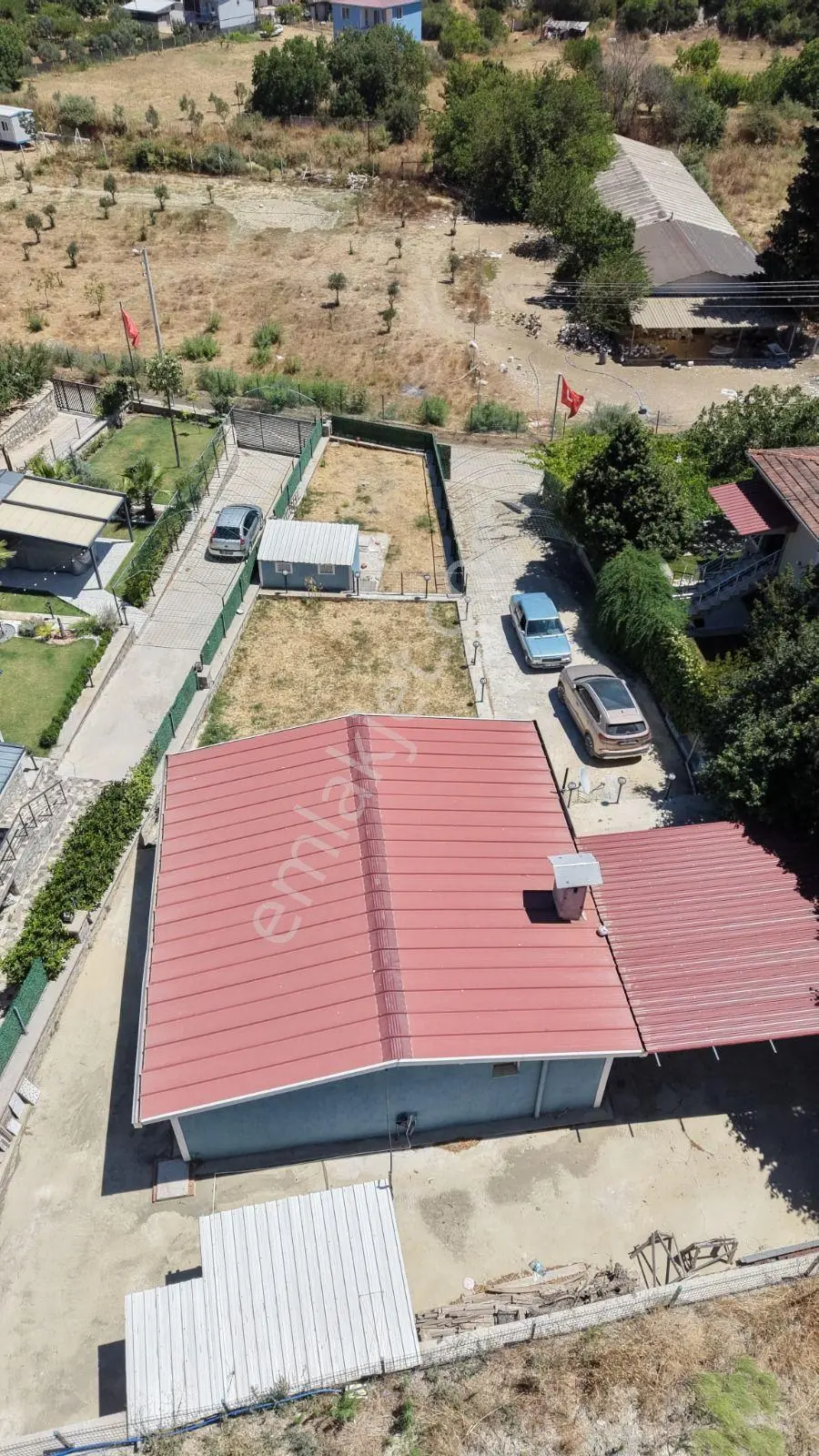 İzmir Menderes Çakaltepe De 620m2 Bahçe Ve 2+1 Prafabrik Ev — fotoğraf 11