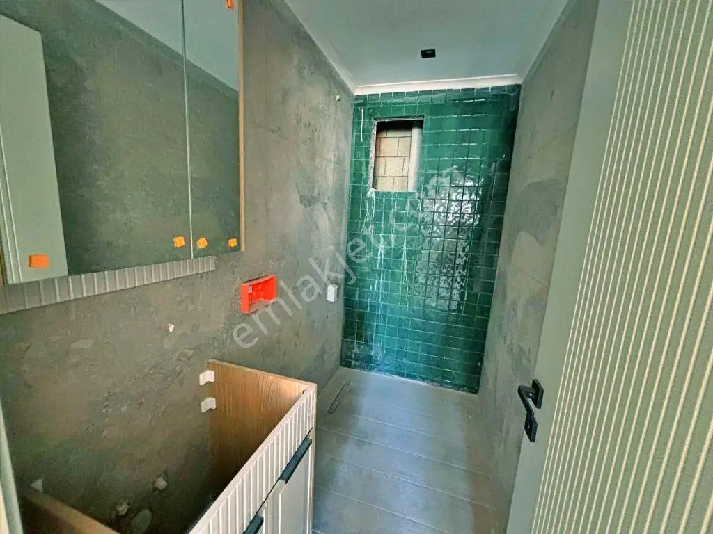 Uytundan Örende Havuzlu Ultralüks Sitede 2+1 Akıllı Daire — fotoğraf 9