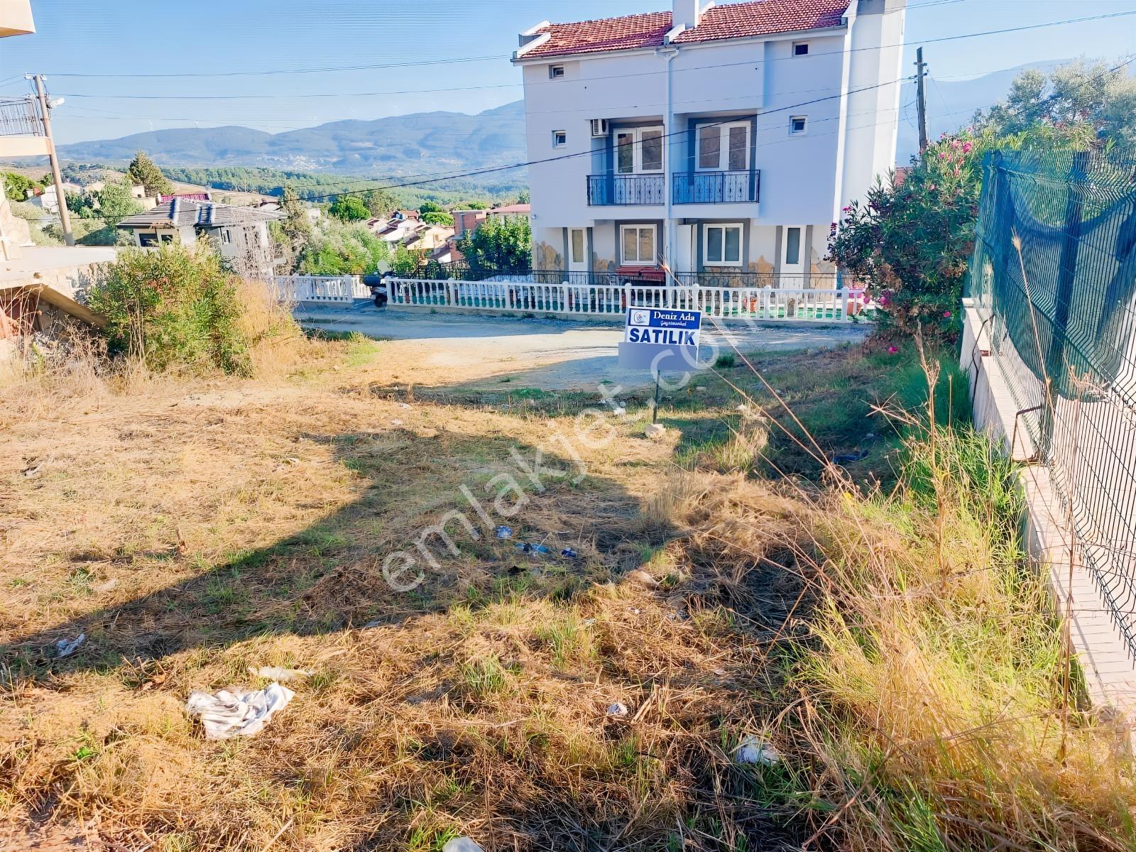 Kuşadası Soğucak'ta Köy İçinde Deniz Manzaralı Satılık Arsa — fotoğraf 6